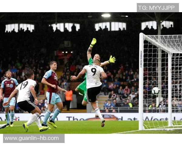 英超篮球评论分析成都篮球队进攻策略与得失情况探讨